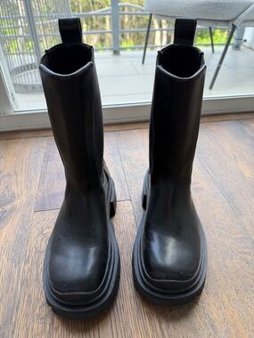 Zara Black Chunky Boots